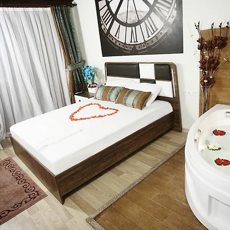 Balance Taksim Lägenhetshotell 3*